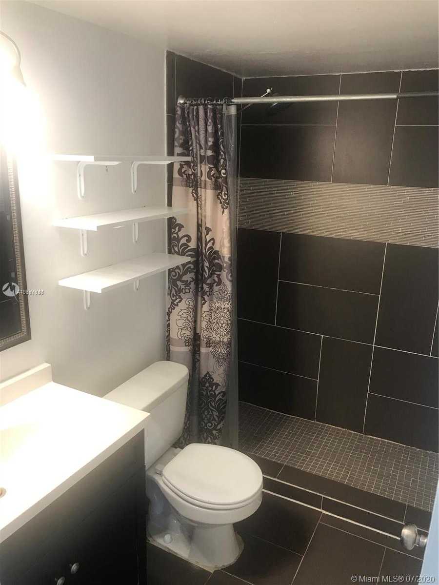Small Image of 200 178TH DR #302, Sunny Isles Beach Number 16