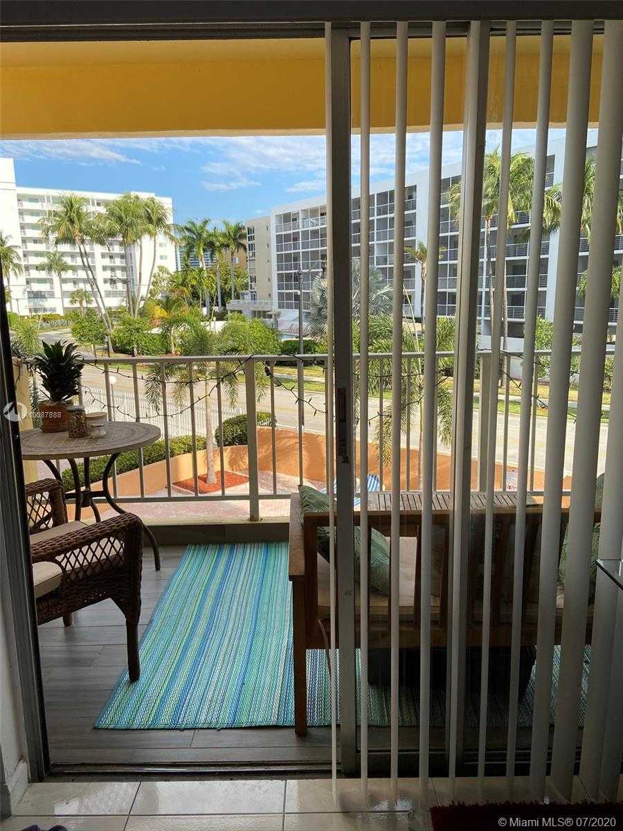 Small Image of 200 178TH DR #302, Sunny Isles Beach Number 20