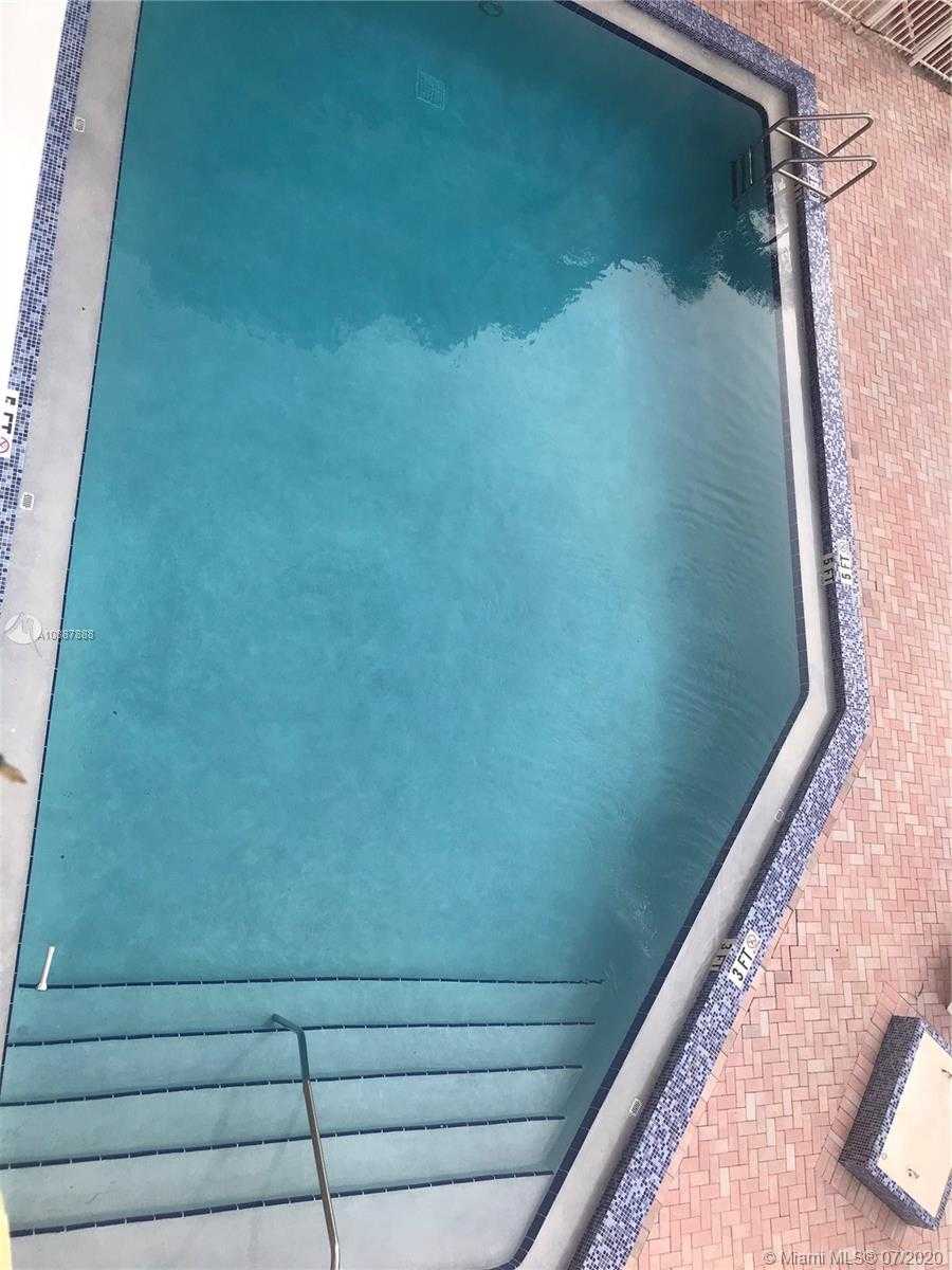 Small Image of 200 178TH DR #302, Sunny Isles Beach Number 21