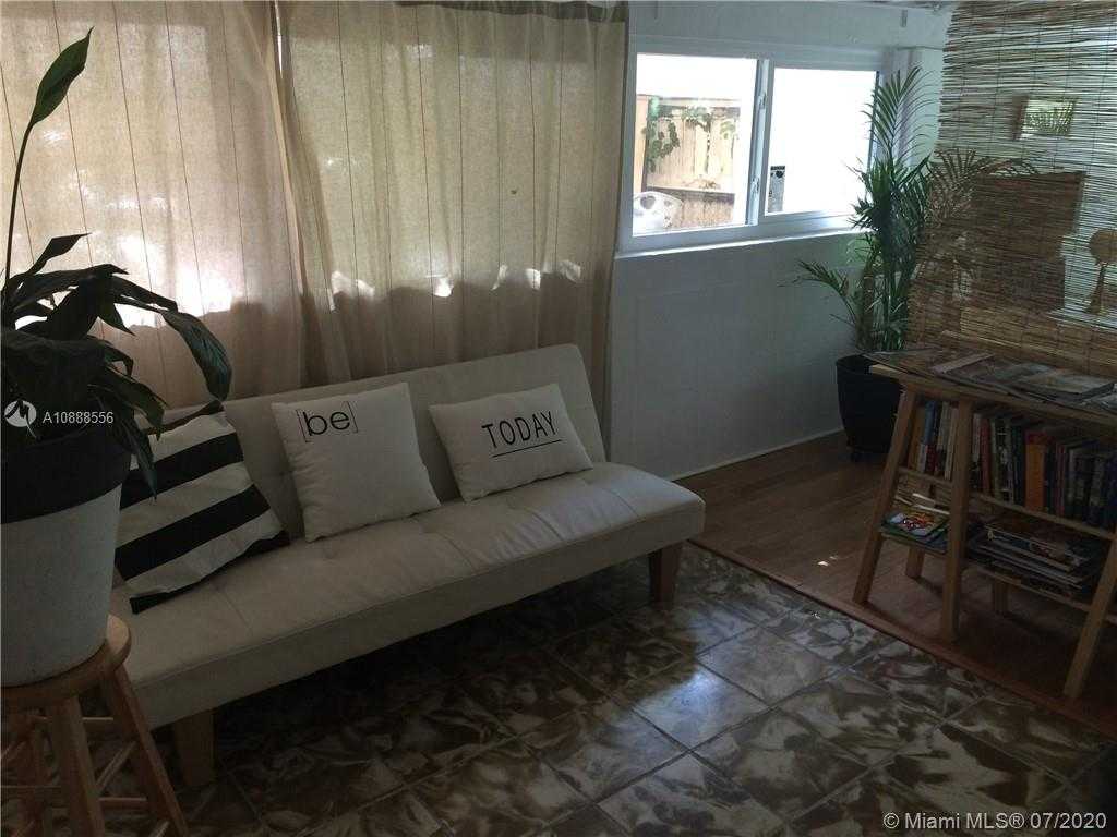 Small Image of 275 WEST HEATHER DR, Key Biscayne Number 10