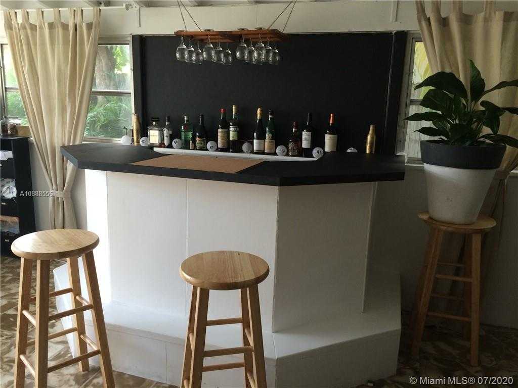 Small Image of 275 WEST HEATHER DR, Key Biscayne Number 17