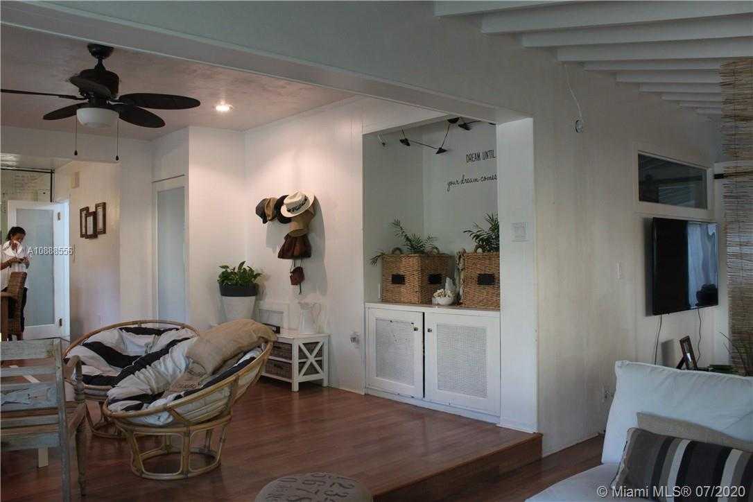 Small Image of 275 WEST HEATHER DR, Key Biscayne Number 20