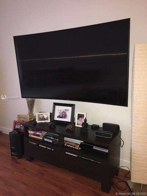 Small Image of 18800 NORTH EAST 29TH AVE #424, Aventura Number 2