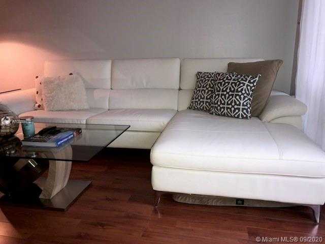 Small Image of 18800 NORTH EAST 29TH AVE #424, Aventura Number 5
