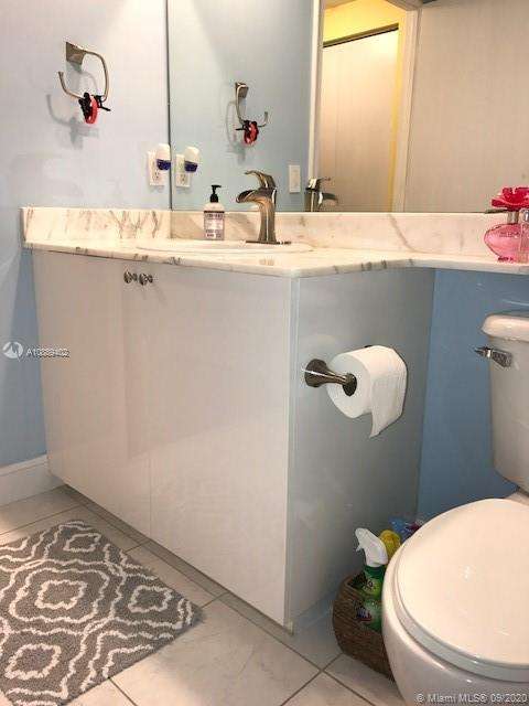 Small Image of 18800 NORTH EAST 29TH AVE #424, Aventura Number 8