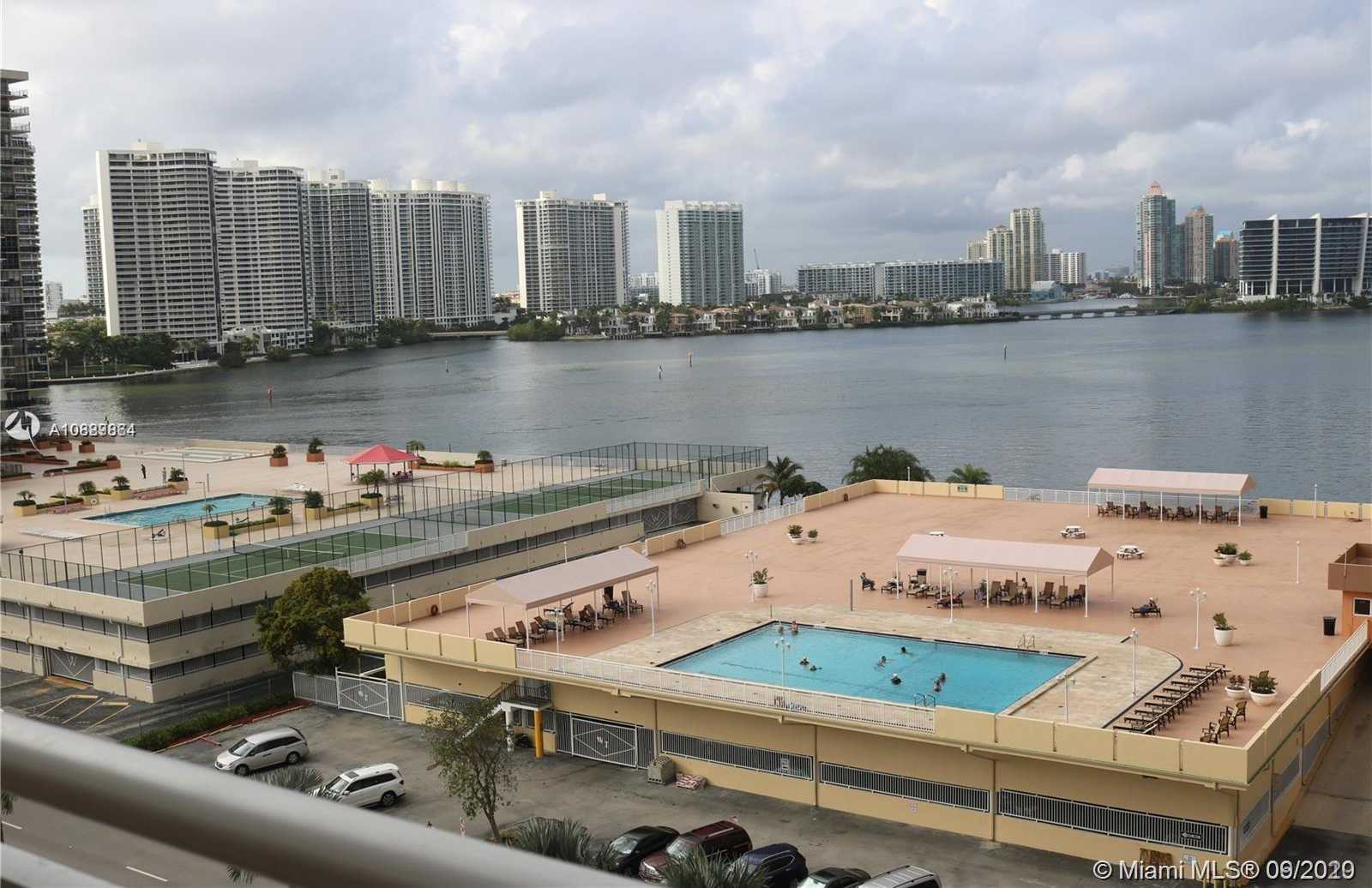 Small Image of 250 174TH ST #912, Sunny Isles Beach Number 2