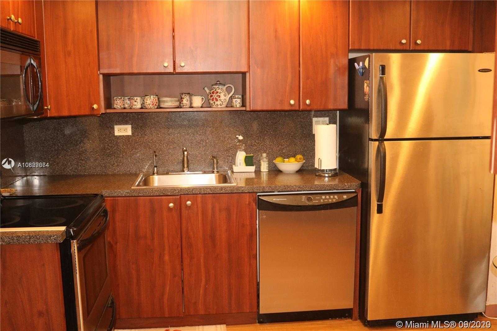 Small Image of 250 174TH ST #912, Sunny Isles Beach Number 3