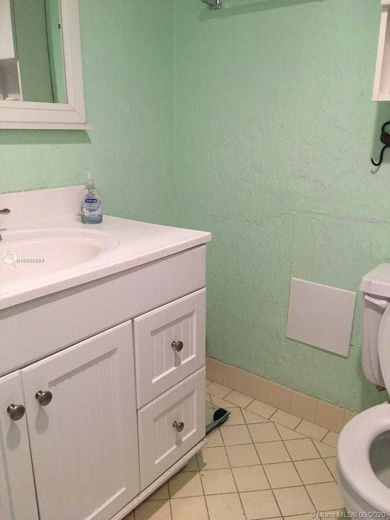 Small Image of 250 174TH ST #912, Sunny Isles Beach Number 8