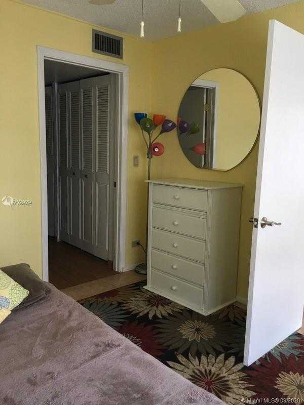 Small Image of 250 174TH ST #912, Sunny Isles Beach Number 9
