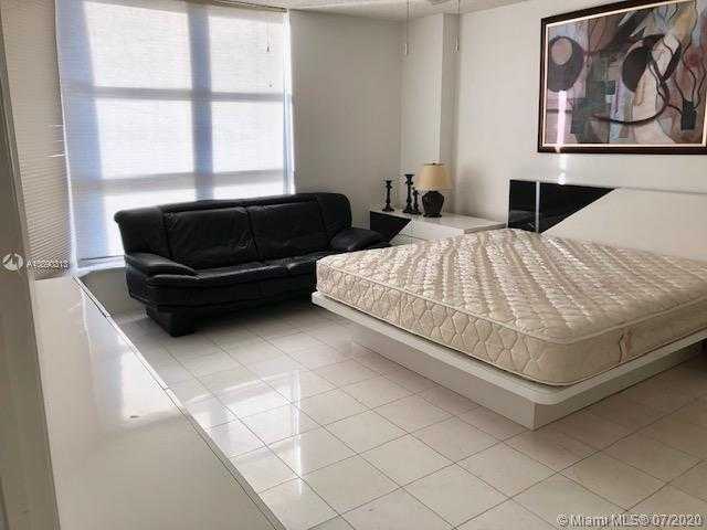 Small Image of 3530 MYSTIC POINTE DR #802, Aventura Number 6