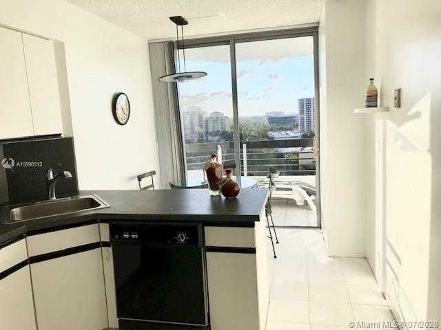 Small Image of 3530 MYSTIC POINTE DR #802, Aventura Number 9