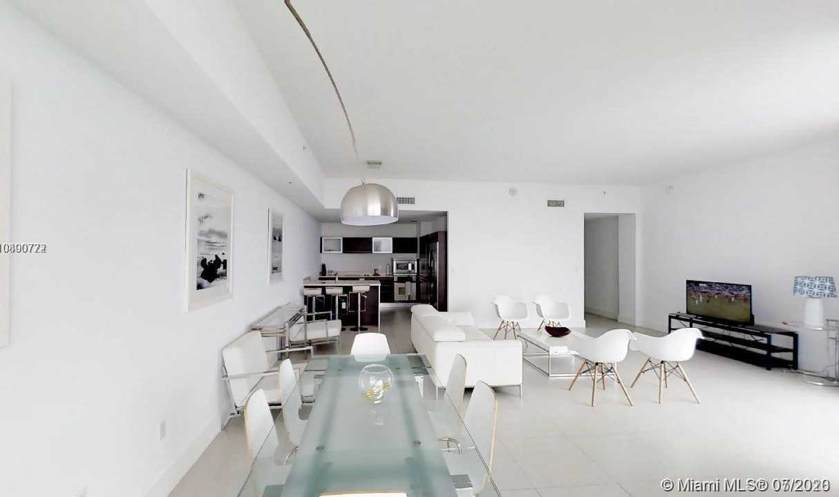 Small Image of 1900 NORTH BAYSHORE DR #5006, Miami Number 2