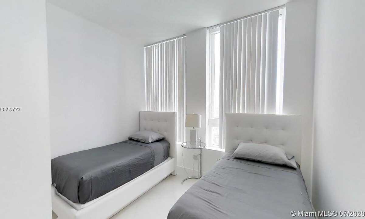 Small Image of 1900 NORTH BAYSHORE DR #5006, Miami Number 6