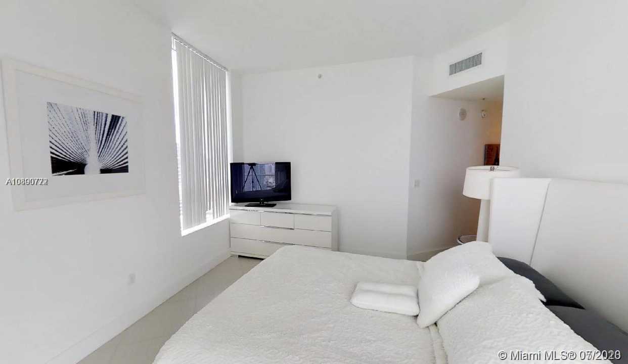 Small Image of 1900 NORTH BAYSHORE DR #5006, Miami Number 9