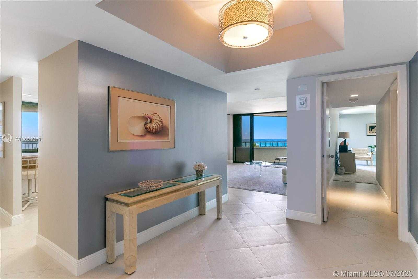 Small Image of 5070 NORTH OCEAN DR #4B, Riviera Beach Number 4