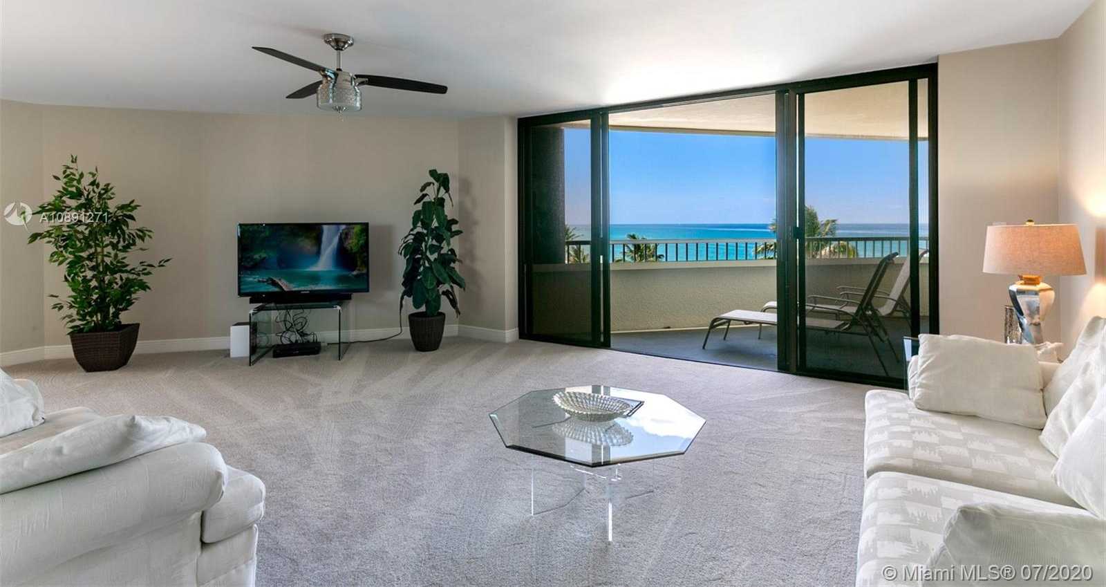 Small Image of 5070 NORTH OCEAN DR #4B, Riviera Beach Number 7