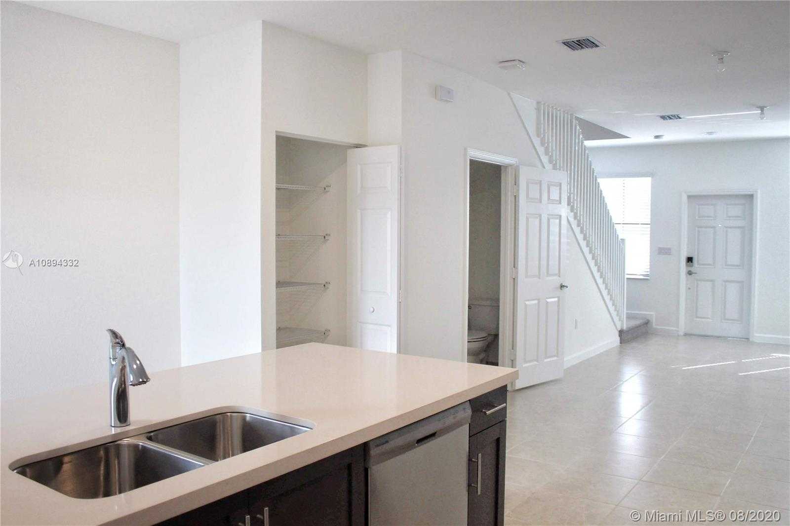 Small Image of 1627 SOUTH WEST 29TH STREET, Fort Lauderdale Number 10