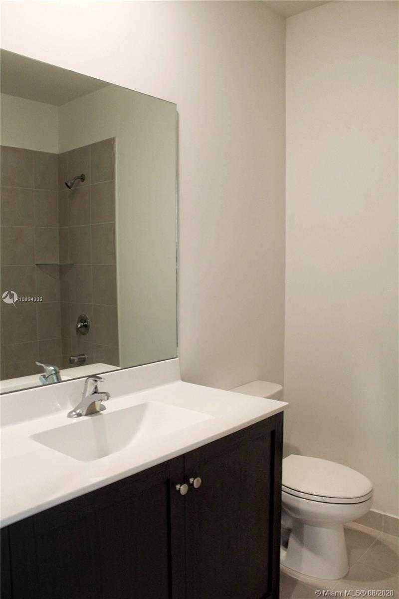 Small Image of 1627 SOUTH WEST 29TH STREET, Fort Lauderdale Number 18