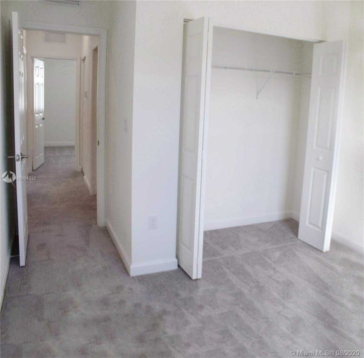 Small Image of 1627 SOUTH WEST 29TH STREET, Fort Lauderdale Number 22