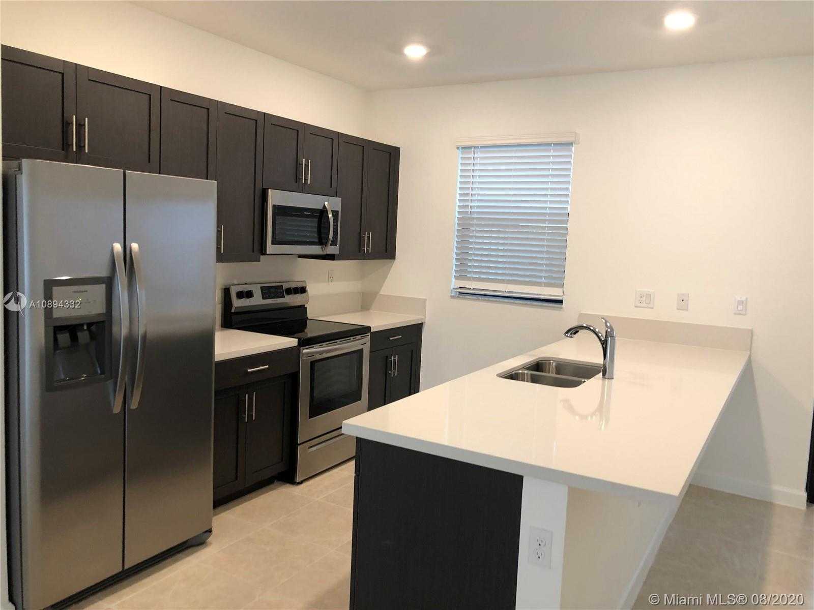 Small Image of 1627 SOUTH WEST 29TH STREET, Fort Lauderdale Number 4