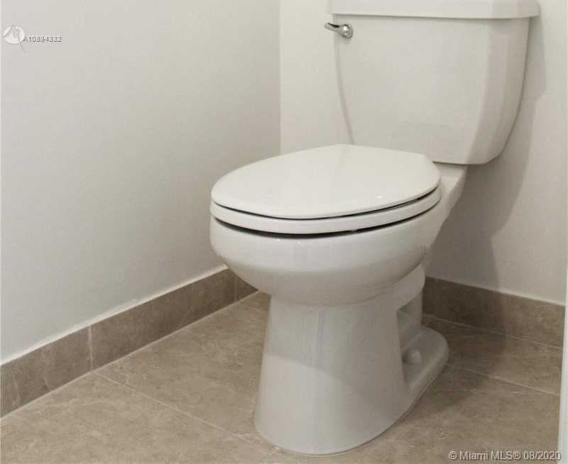 Small Image of 1627 SOUTH WEST 29TH STREET, Fort Lauderdale Number 7