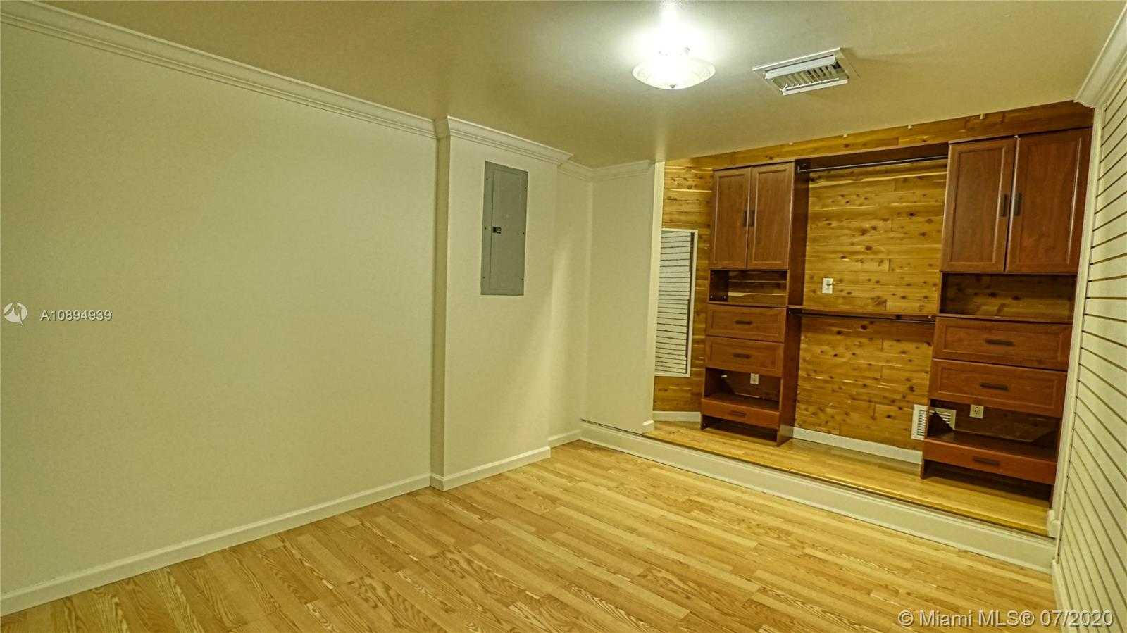 Small Image of 3759 NORTH EAST 207TH TERR, Aventura Number 10