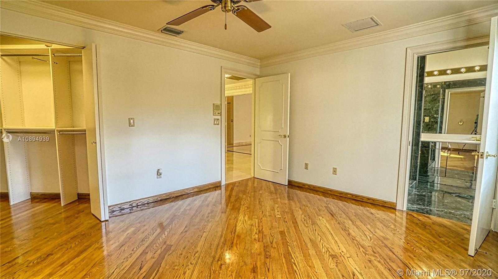 Small Image of 3759 NORTH EAST 207TH TERR, Aventura Number 15