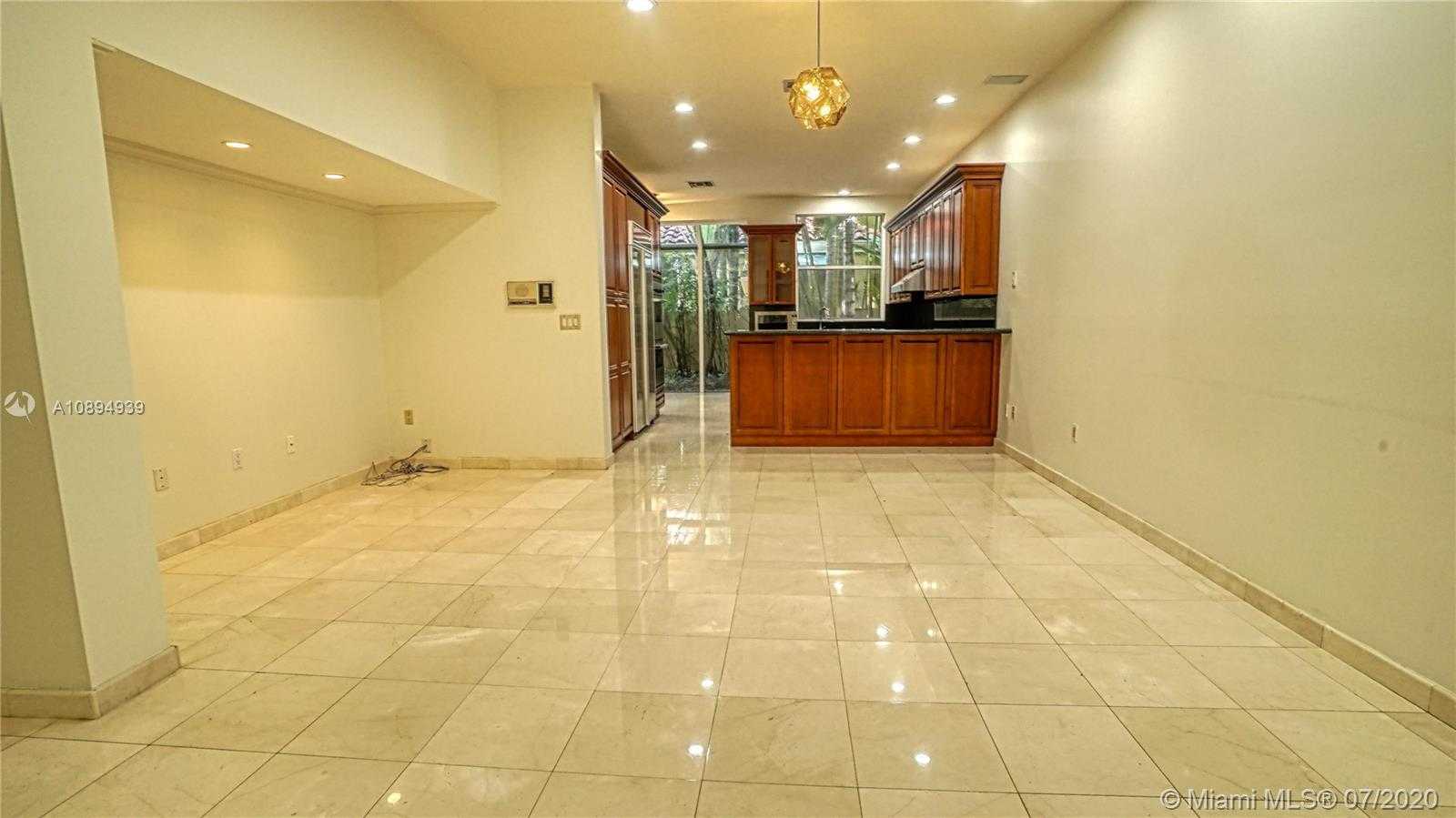 Small Image of 3759 NORTH EAST 207TH TERR, Aventura Number 5