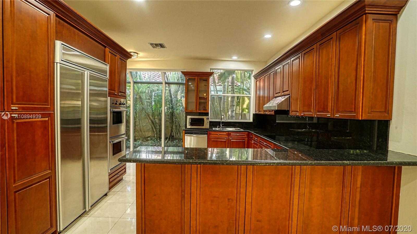 Small Image of 3759 NORTH EAST 207TH TERR, Aventura Number 7