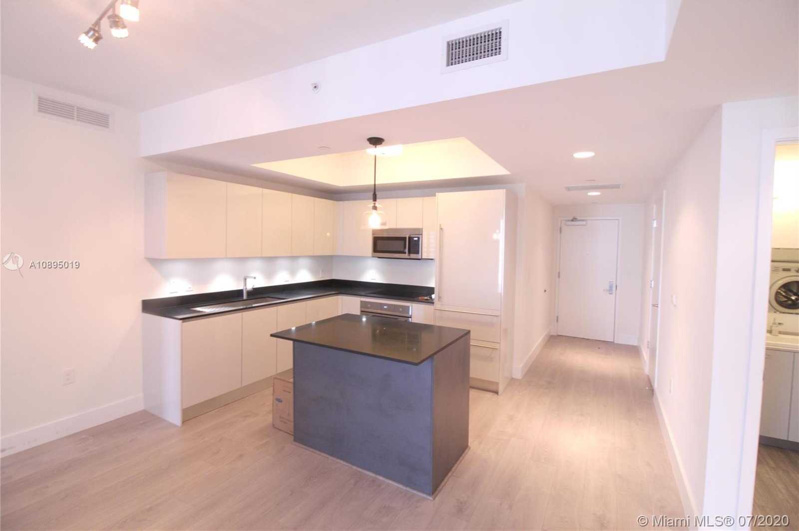 Small Image of 1010 BRICKELL AVE #3509, Miami Number 3