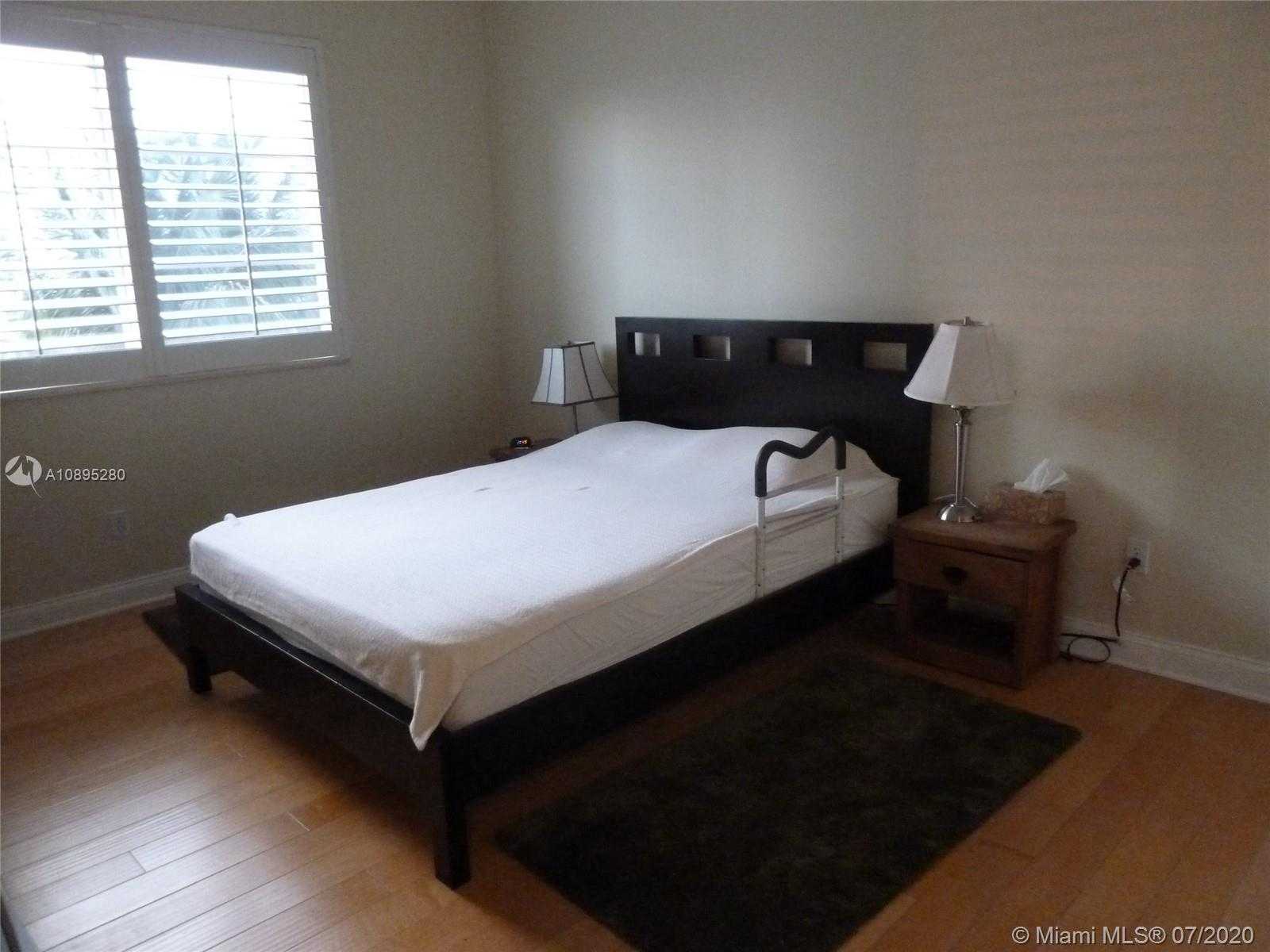Small Image of 151 MICHIGAN AVE #542, Miami Beach Number 16