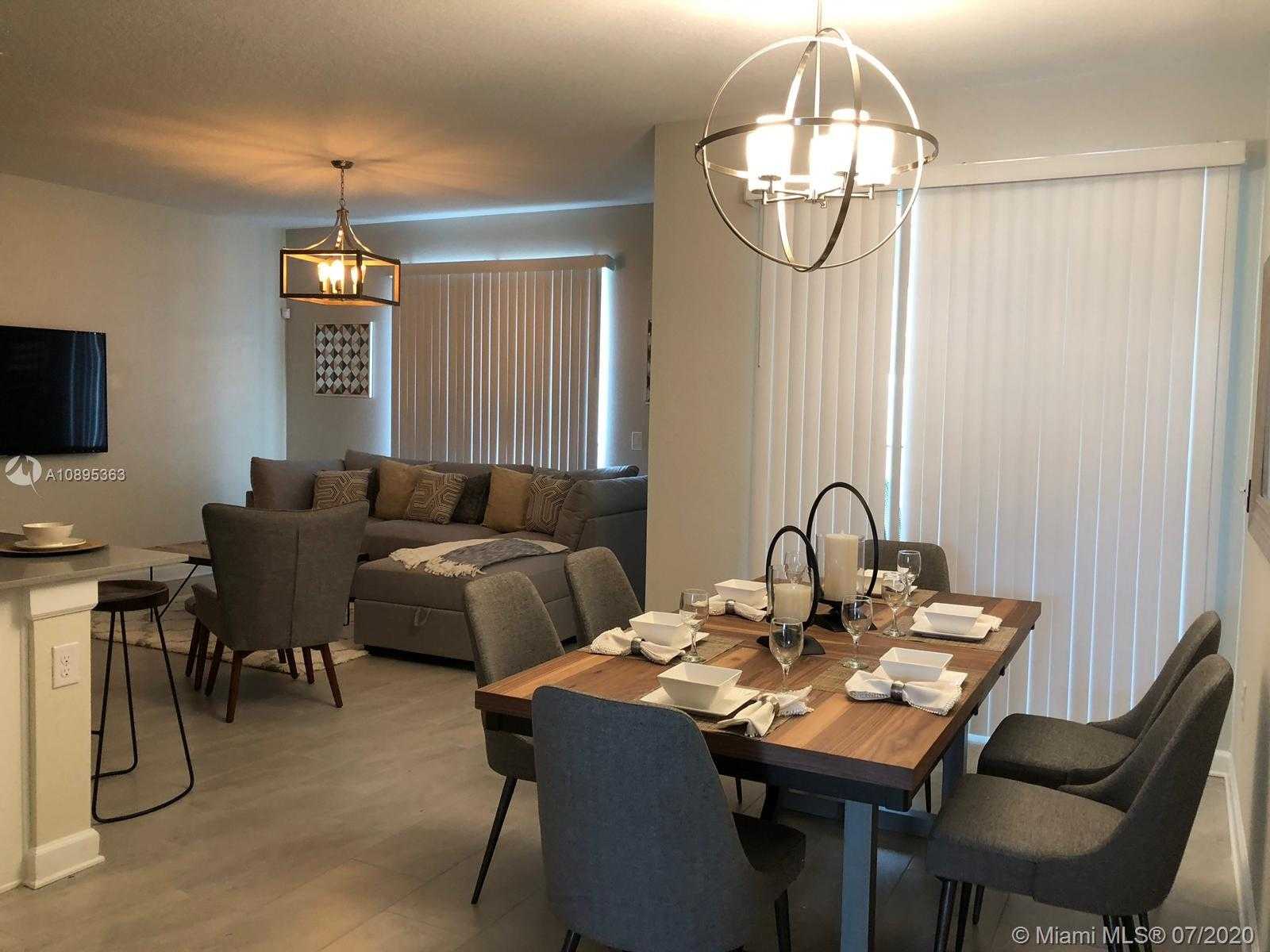 Small Image of 424 OCEAN COURSE AVE #424, Other City - In The State Of Florida Number 12