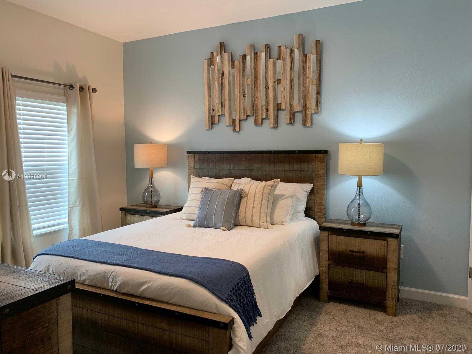 Small Image of 424 OCEAN COURSE AVE #424, Other City - In The State Of Florida Number 2