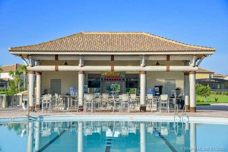 Small Image of 424 OCEAN COURSE AVE #424, Other City - In The State Of Florida Number 20