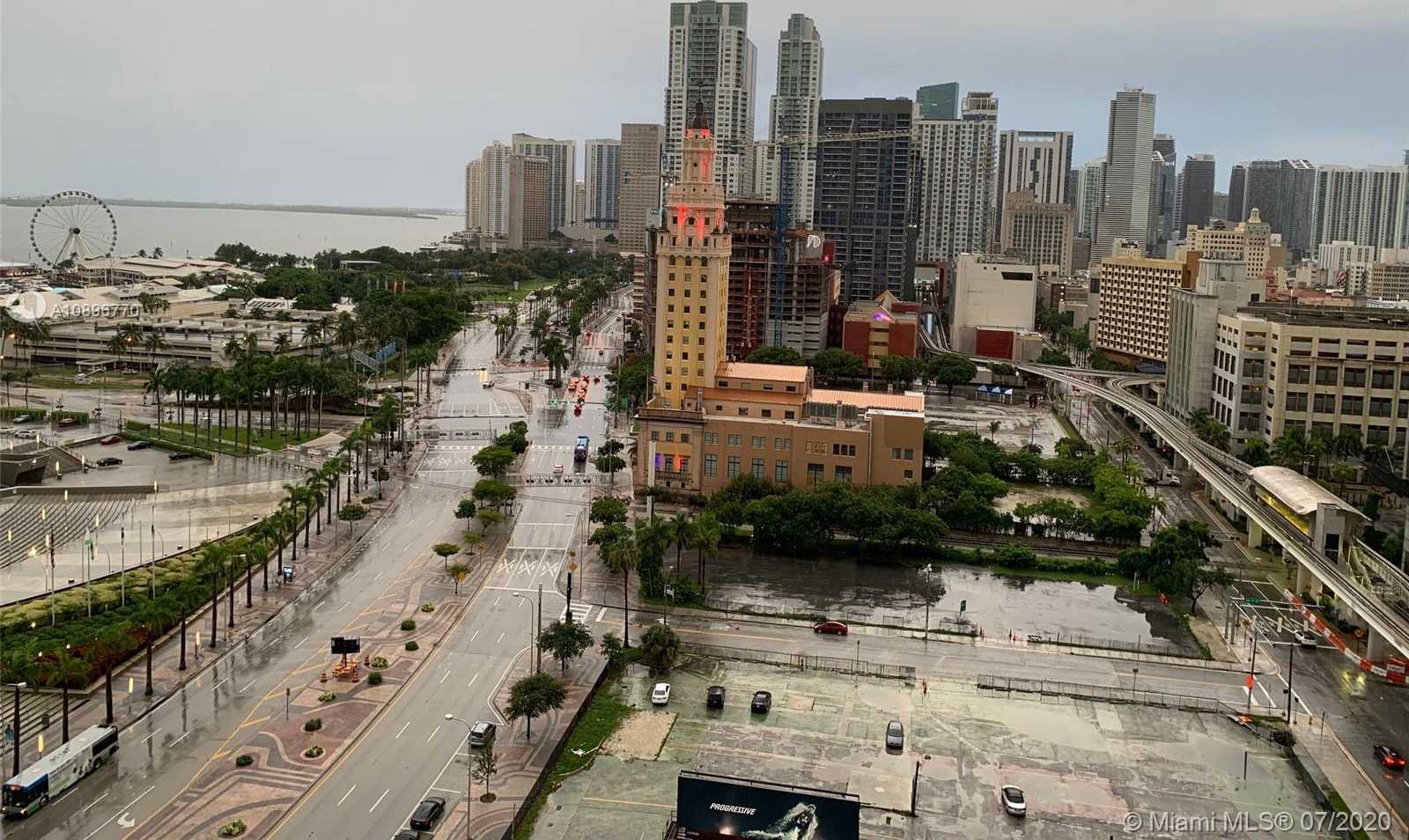 Small Image of 888 BISCAYNE BLVD #1805, Miami Number 12
