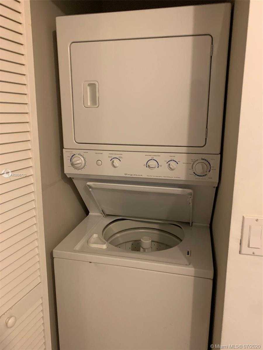 Small Image of 888 BISCAYNE BLVD #1805, Miami Number 19