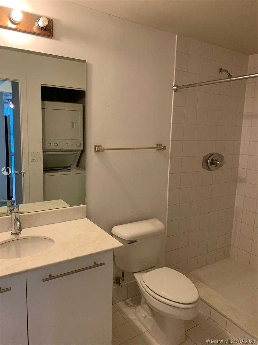 Small Image of 888 BISCAYNE BLVD #1805, Miami Number 20