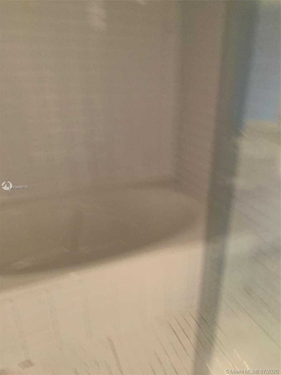 Small Image of 888 BISCAYNE BLVD #1805, Miami Number 26