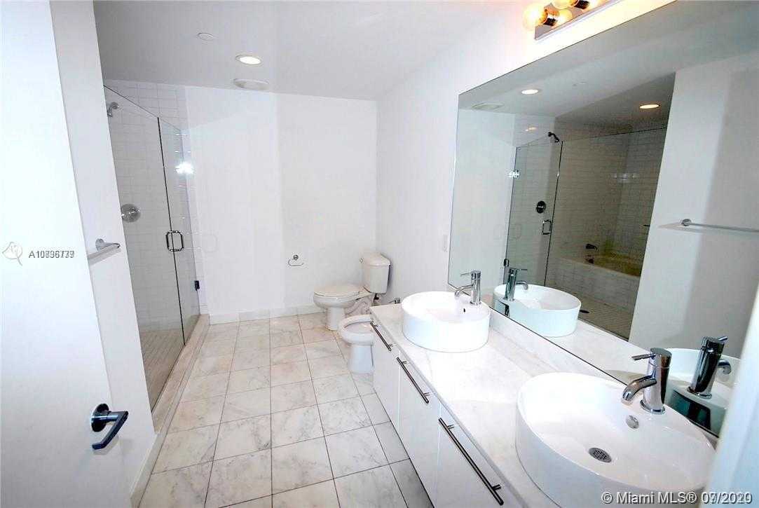 Small Image of 888 BISCAYNE BLVD #2701, Miami Number 10