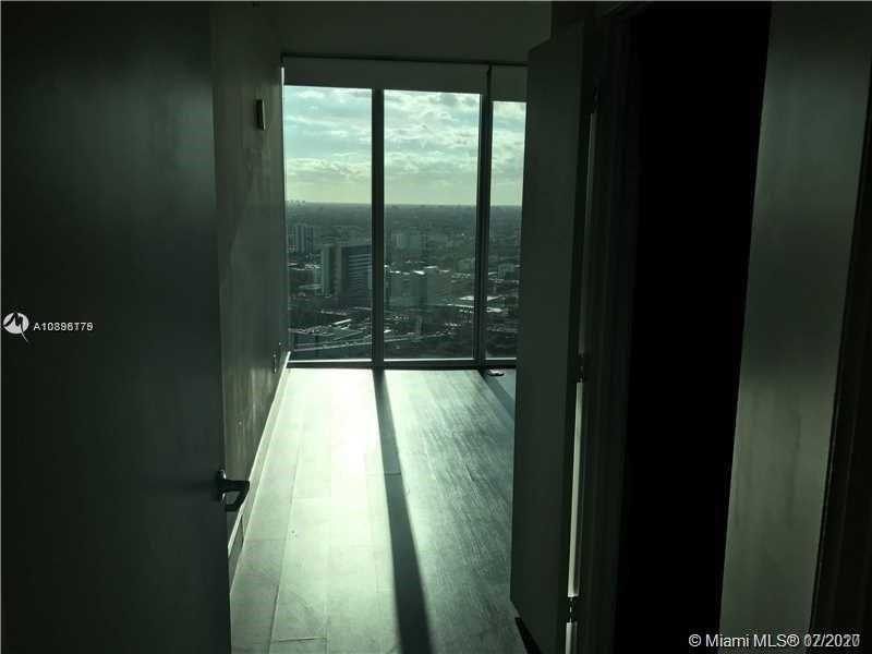 Small Image of 888 BISCAYNE BLVD #2701, Miami Number 5
