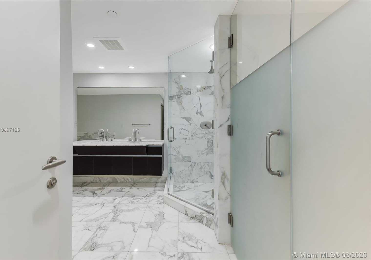 Small Image of 2627 SOUTH BAYSHORE DR #807, Miami Number 25