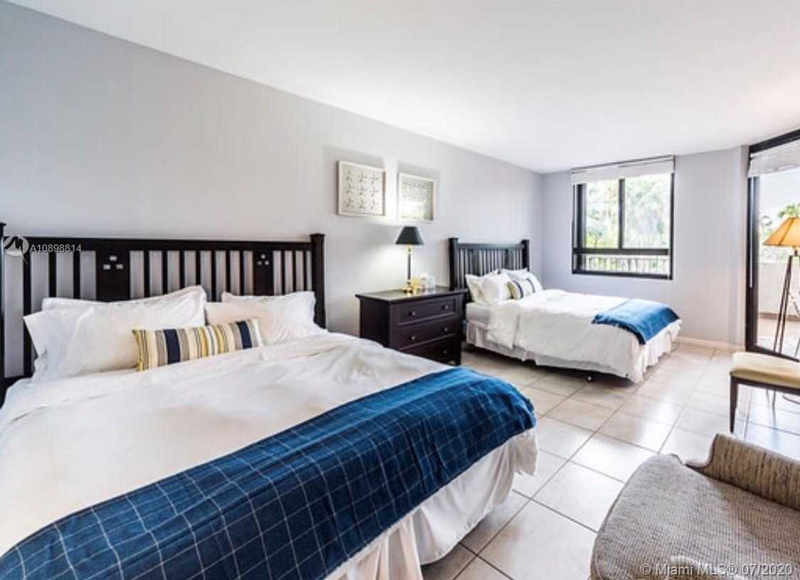 Small Image of 101 CRANDON BLVD #170, Key Biscayne Number 4