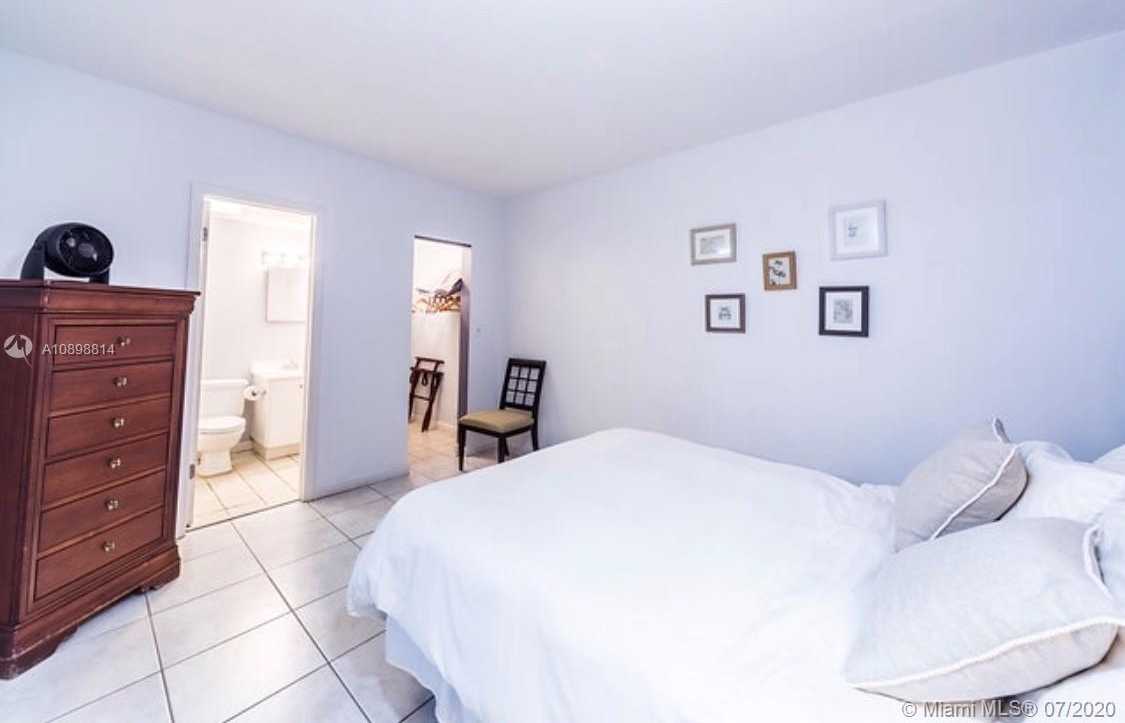 Small Image of 101 CRANDON BLVD #170, Key Biscayne Number 9