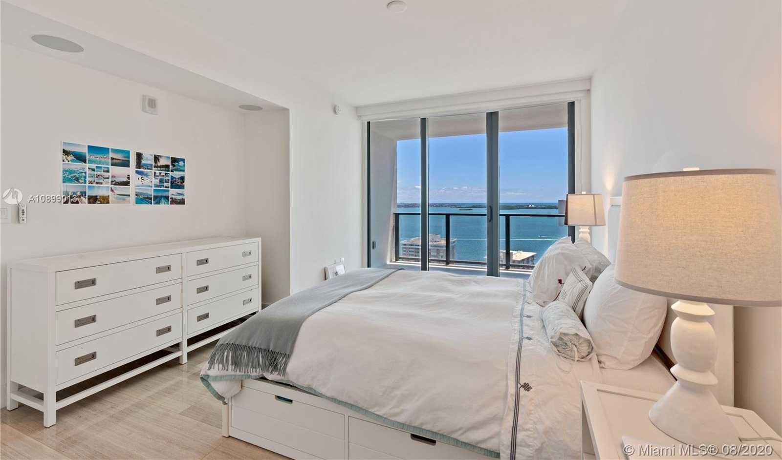 Small Image of 1451 BRICKELL AVE #2701, Miami Number 8