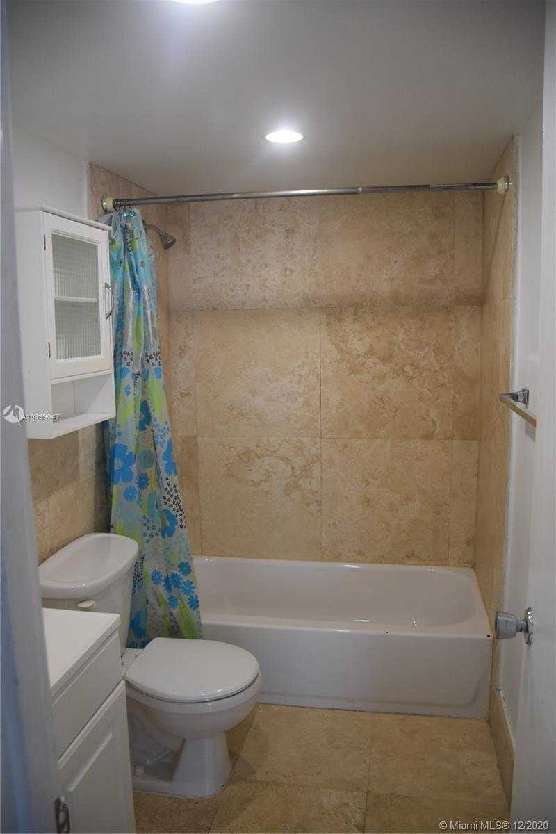 Small Image of 145 SOUTH EAST 25TH RD #701, Miami Number 12