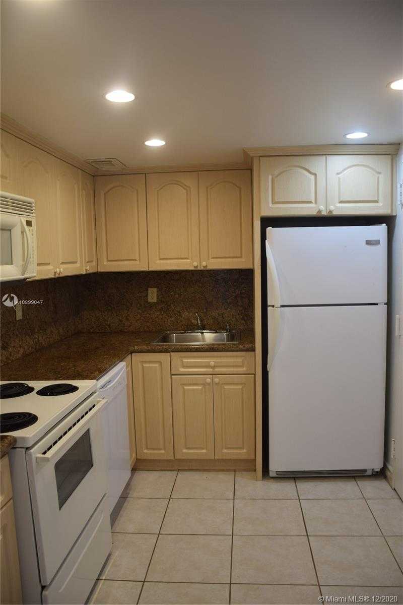 Small Image of 145 SOUTH EAST 25TH RD #701, Miami Number 3