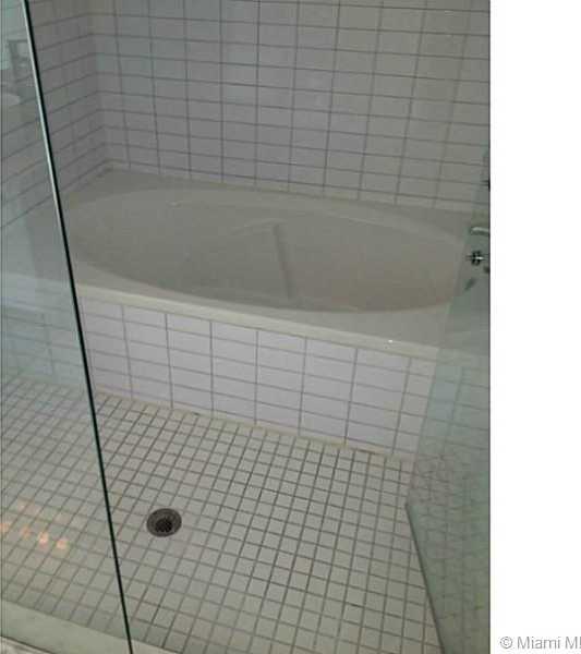 Small Image of 888 BISCAYNE BL #4204, Miami Number 11