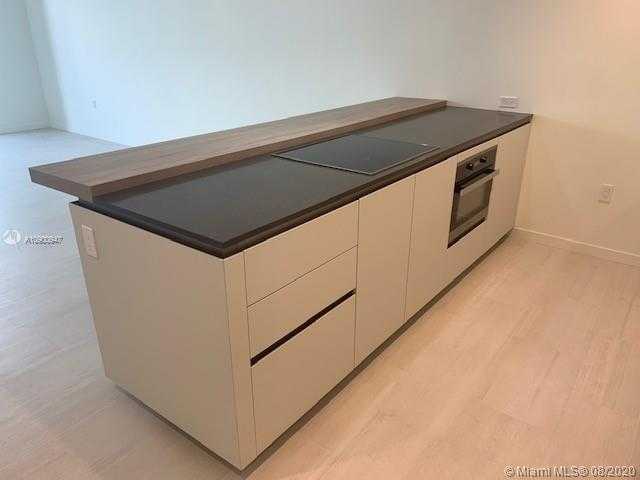 Small Image of 1000 BRICKELL PLAZA #4914, Miami Number 11