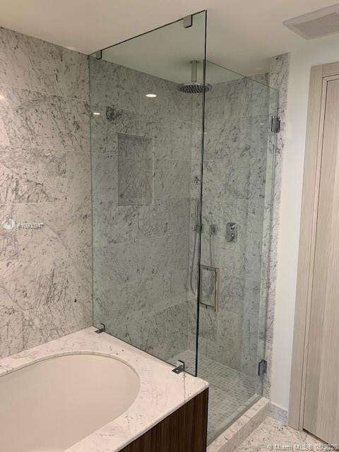 Small Image of 1000 BRICKELL PLAZA #4914, Miami Number 22