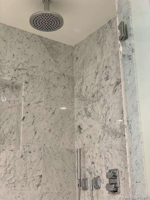 Small Image of 1000 BRICKELL PLAZA #4914, Miami Number 24